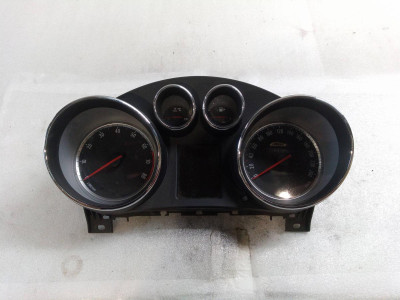 CUADRO INSTRUMENTOS, OPEL, INSIGNIA BERLINA