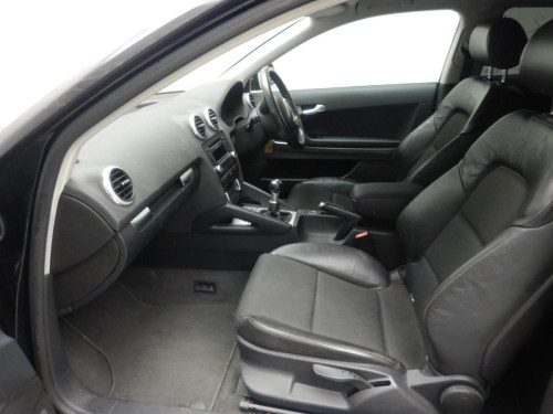  AUDI A3 (8P1) 