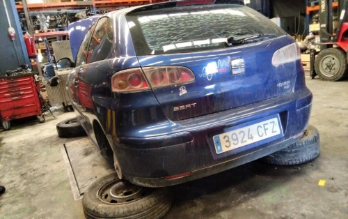 SEAT IBIZA (6L1) — vehículo donante para recambios 