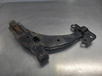 BRAZO SUSPENSION INFERIOR DELANTERO IZQUIERDO, KIA, CARENS (RS)