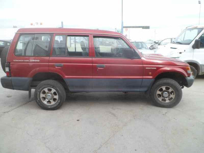MITSUBISHI MONTERO (V20/V40)