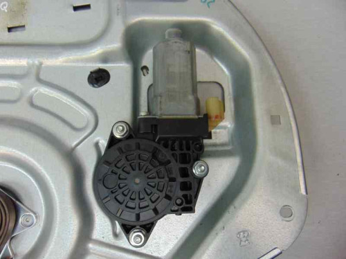  ELEVALUNAS DELANTERO IZQUIERDO HYUNDAI TUCSON (JM) 