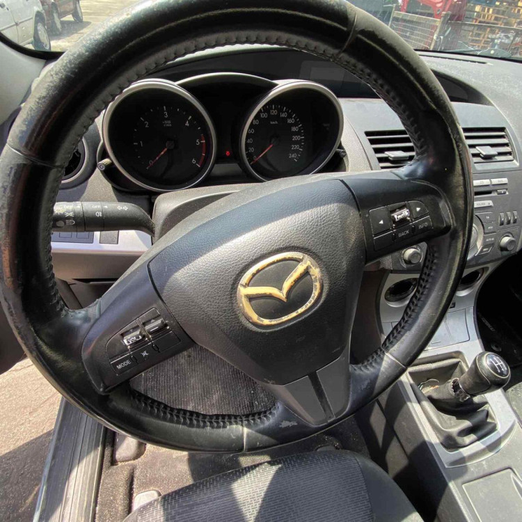 MAZDA 3 BERLINA (BL)