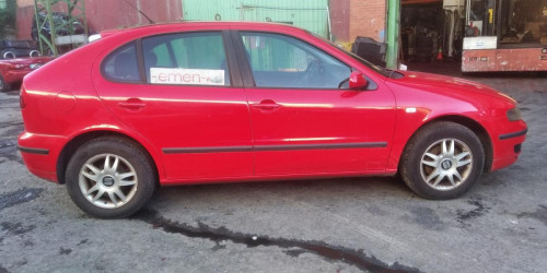  SEAT LEON (1M1) 
