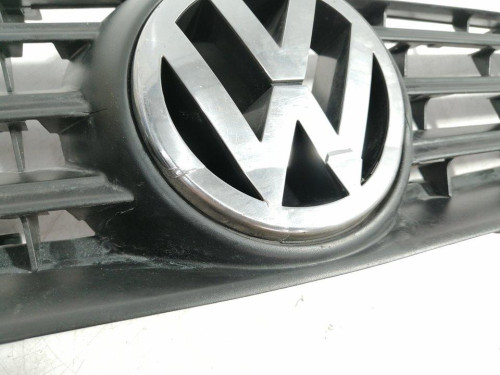  REJILLA DELANTERA Volkswagen POLO IV (9N3) 