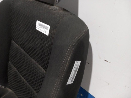  ASIENTO DELANTERO DERECHO 