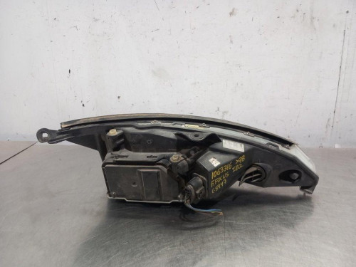  FARO IZQUIERDO FORD FOCUS BERLINA (CAK) 