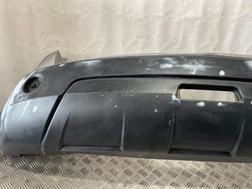 PARAGOLPES TRASERO 