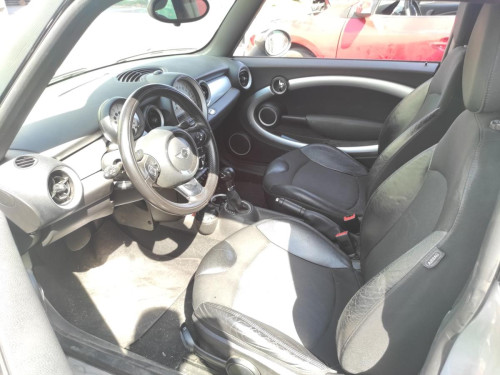 MINI MINI (R56) — автомобиль-донор на запчасти 
