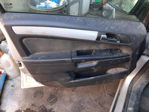  OPEL ZAFIRA B 