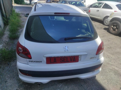 PEUGEOT 206 +