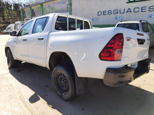 TOYOTA — vehículo donante para recambios 