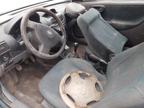 Opel Corsa B (03.1997->) — vehículo donante para recambios 