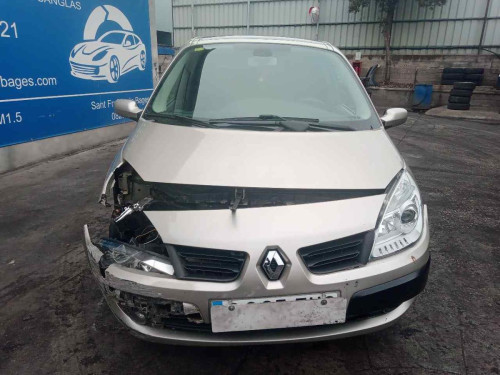  RENAULT SCENIC II (JM) 