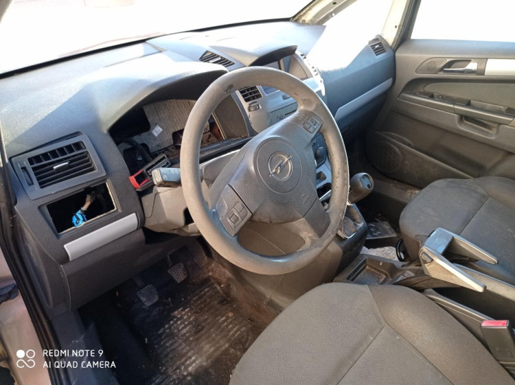 Opel Zafira B (2005->) SIN IDENTIFICAR