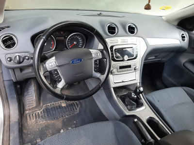 FORD MONDEO BERLINA (CA2)