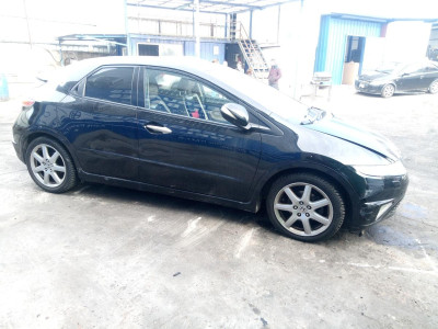 HONDA CIVIC 5 PUERTAS (FK)