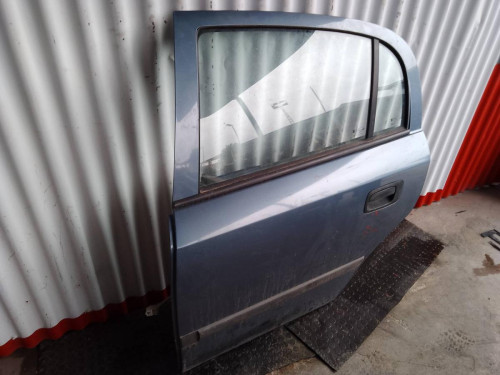 PUERTA TRASERA IZQUIERDA Opel ASTRA G BERLINA 
