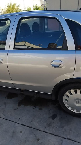 PUERTA TRASERA IZQUIERDA Opel Corsa C (2000->) 