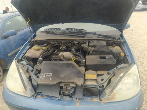  FORD FOCUS BERLINA (CAK) 