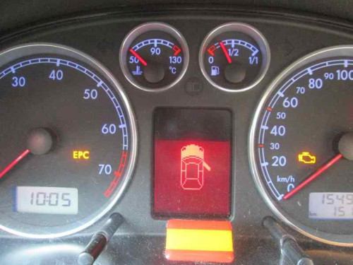  VOLKSWAGEN PASSAT BERLINA (3B3) 