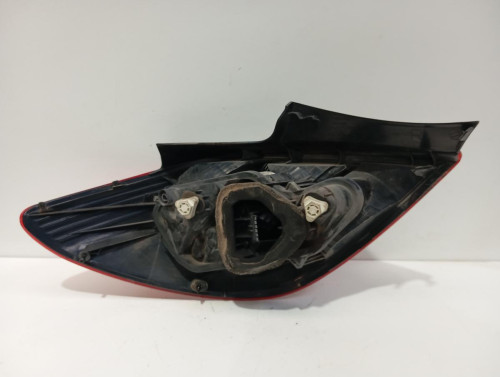  PILOTO TRASERO DERECHO Opel CORSA D 