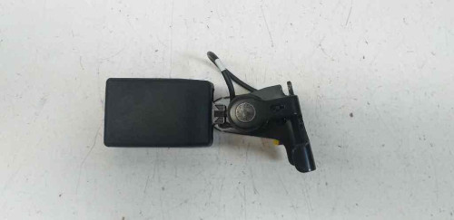  CINTURON SEGURIDAD TRASERO DERECHO Mercedes-Benz CLASE A (BM 176) 