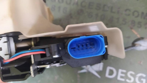 CERRADURA PUERTA DELANTERA DERECHA VOLKSWAGEN GOLF V (1K1)(10.2003) 