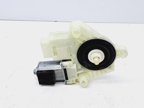 MOTOR ELEVALUNAS TRASERO DERECHO VOLKSWAGEN PASSAT VARIANT (3G5) 