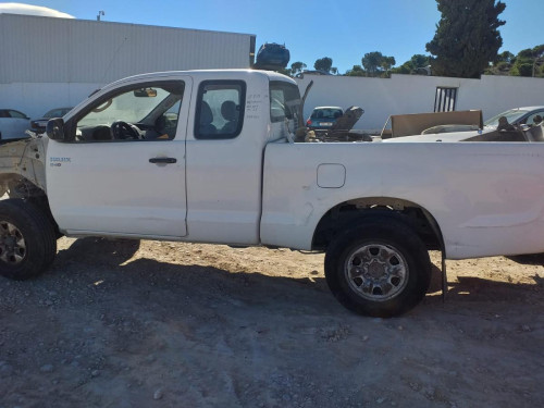 TOYOTA HILUX (KUN) — автомобиль-донор на запчасти 