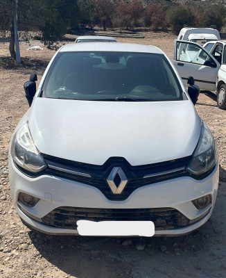 RENAULT CLIO IV