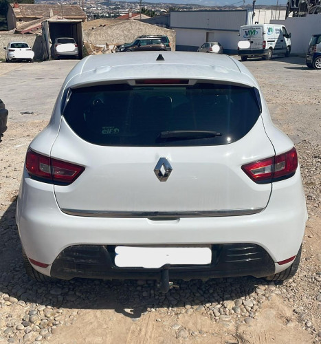 RENAULT CLIO IV — автомобиль-донор на запчасти 