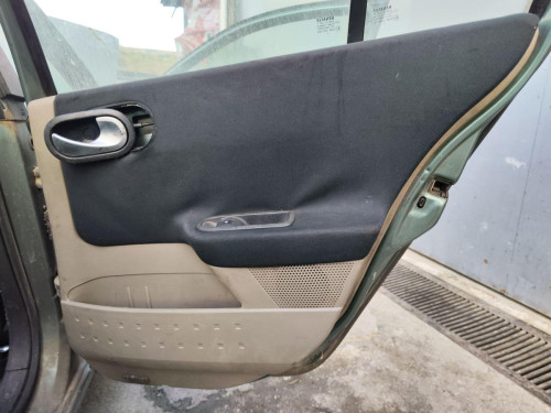  RENAULT MEGANE II BERLINA 5P 