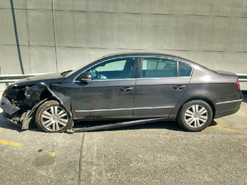  VOLKSWAGEN PASSAT BERLINA (3C2) 