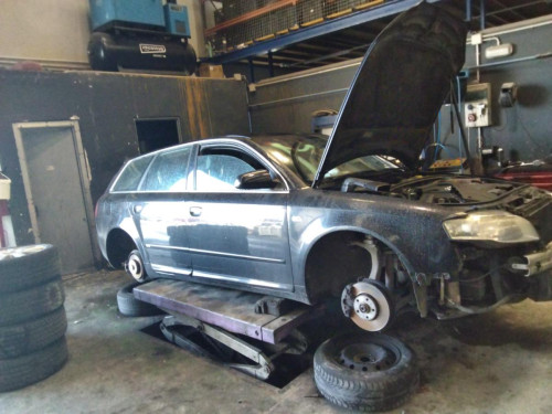  AUDI A4 AVANT (8E) 