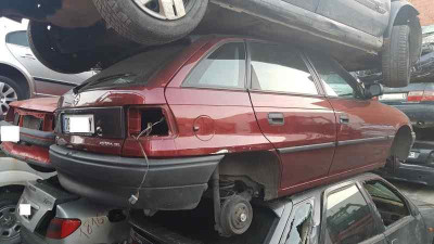 OPEL ASTRA F BERLINA