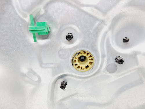 ELEVALUNAS DELANTERO DERECHO Volkswagen TIGUAN (5N2) 