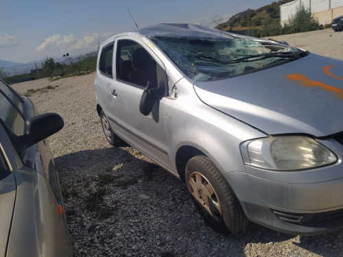  VOLKSWAGEN FOX (5Z1)(04.2005) 