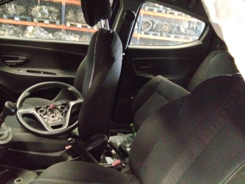  LANCIA YPSILON (402) 