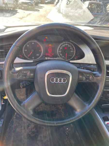  AUDI A4 BERLINA (8K2) 