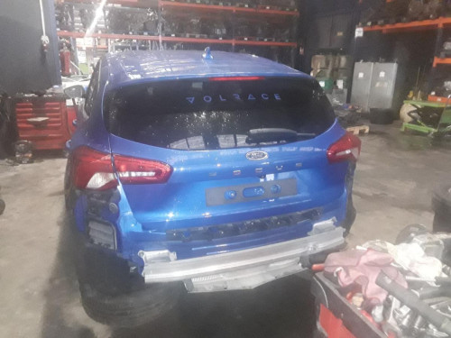  FORD FOCUS BERLINA (CGE) 