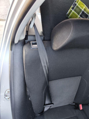 CINTURON SEGURIDAD TRASERO DERECHO