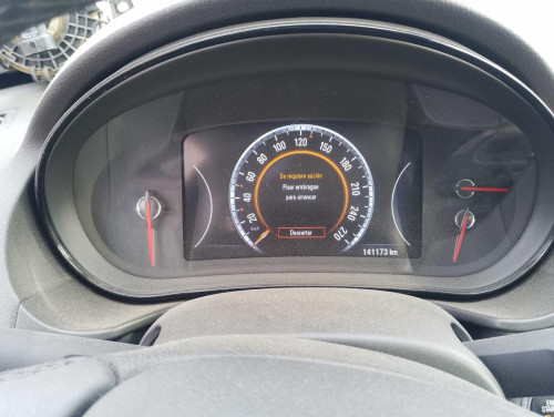  OPEL INSIGNIA BERLINA 