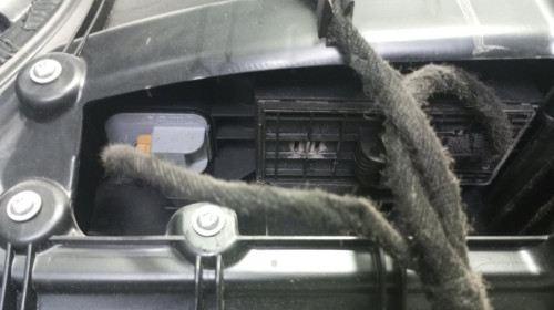 MANDO ELEVALUNAS DELANTERO IZQUIERDO Audi A4 AVANT (8E) 