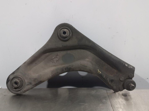  BRAZO SUSPENSION INFERIOR DELANTERO DERECHO Peugeot 207 