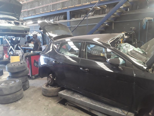  SEAT LEON (5F1) 