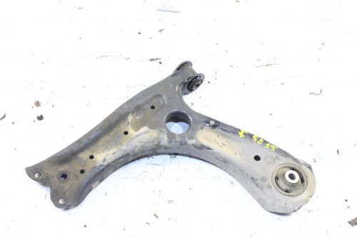 BRAZO SUSPENSION INFERIOR DELANTERO IZQUIERDO Skoda FABIA (NJ3) 