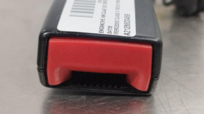 ENGANCHE CINTURON TRASERO CENTRAL, MERCEDES-BENZ, CLASE E (BM 212) LIM.