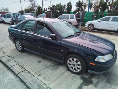  VOLVO S40 BERLINA 