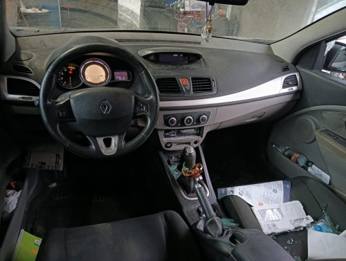  RENAULT MEGANE III BERLINA 5P 